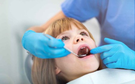 How a Hygienist Can Catch Issues Before They Escalate in Dunfermline