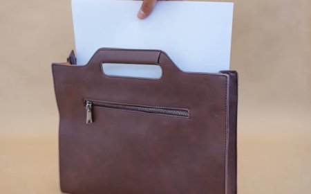 Office Essentials: Best File Folder Carrying Bags & Trolleys for Mumbai Professionals