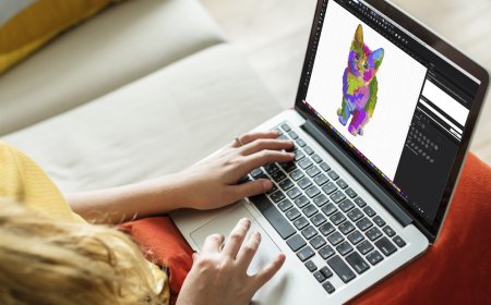 Embroidery Digitizing vs. Vector Art: What’s the Difference?