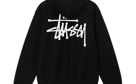 Modern Simplicity Meets Style in Stussy Hoodies
