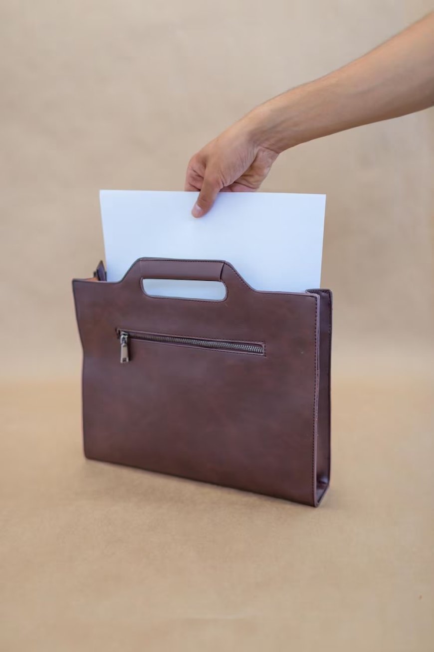 Office Essentials: Best File Folder Carrying Bags & Trolleys for Mumbai Professionals